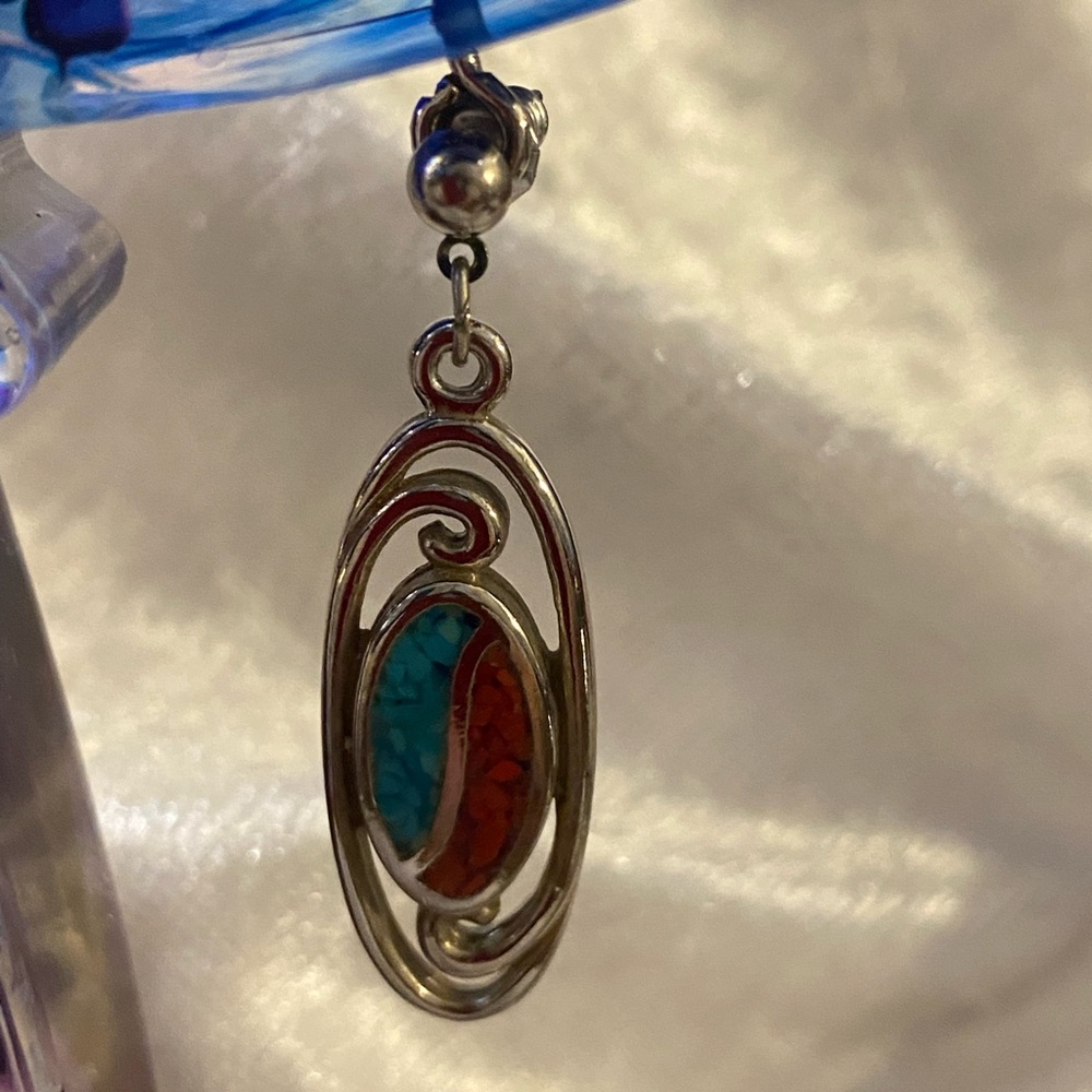Southwest Turquoise Oval Silver Pierced Earrings - Picture 6 of 12